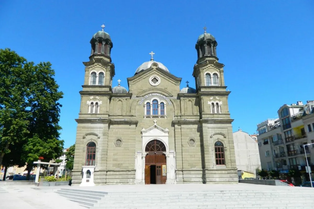 Храм в Бургасе
